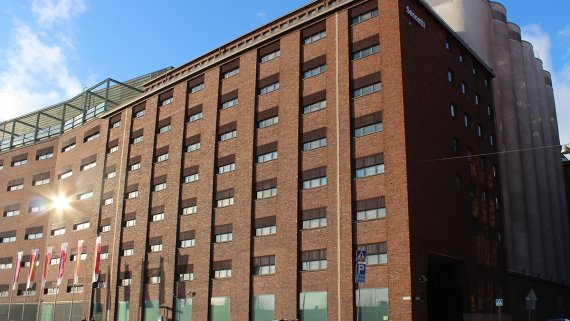 Julkisivu Lintulahti